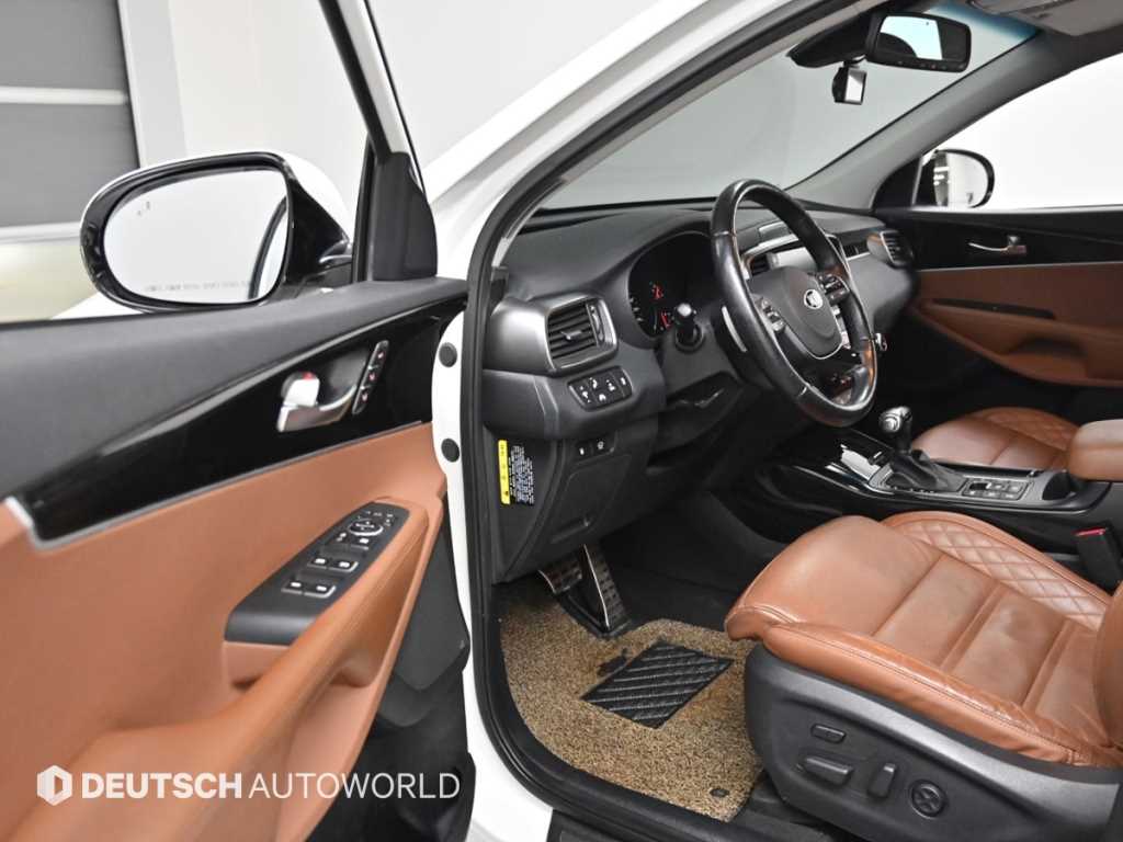 KIA Sorento - Vista 11
