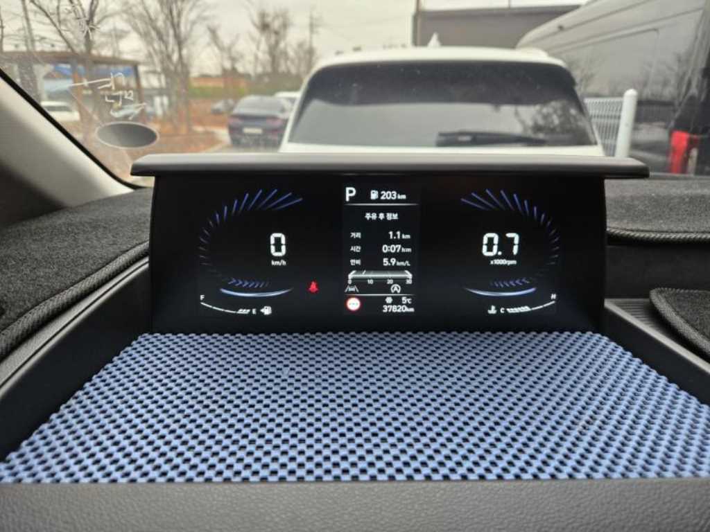 HYUNDAI Staria - Vista 9