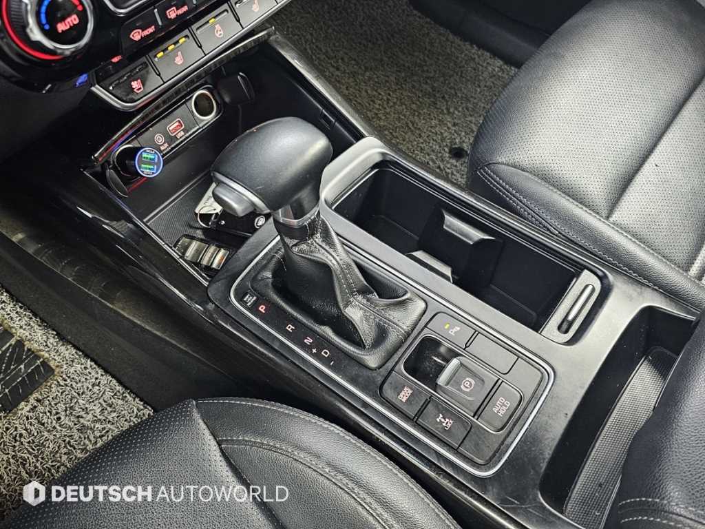 KIA Sorento - Vista 9