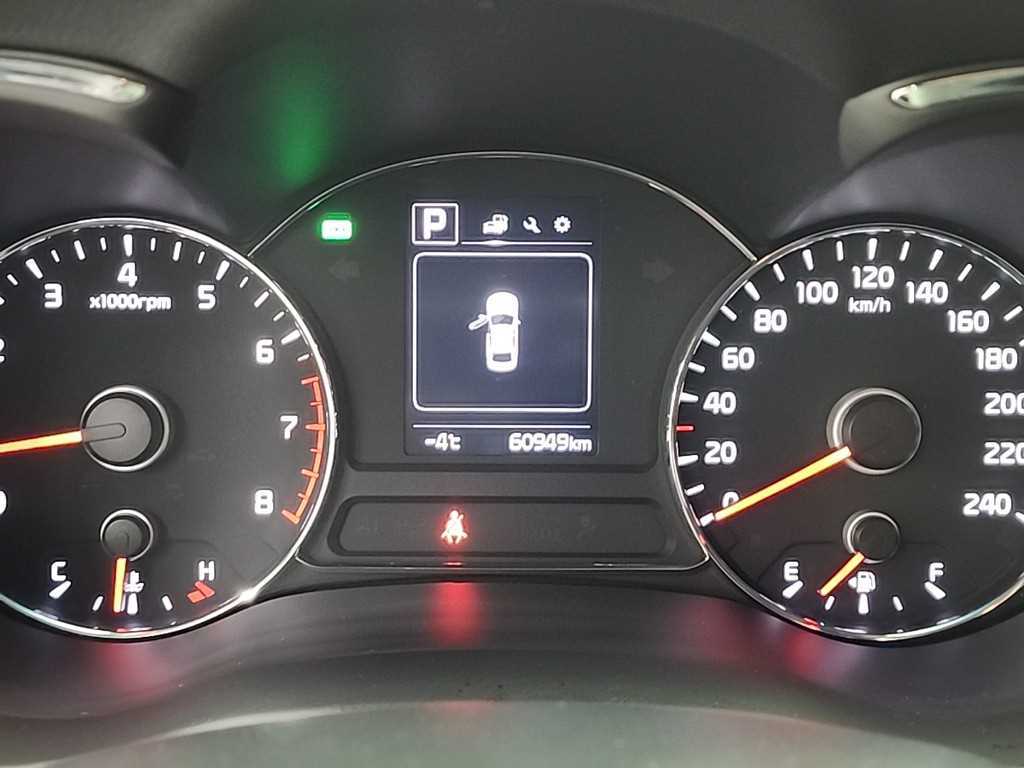 KIA K3 - Vista 6