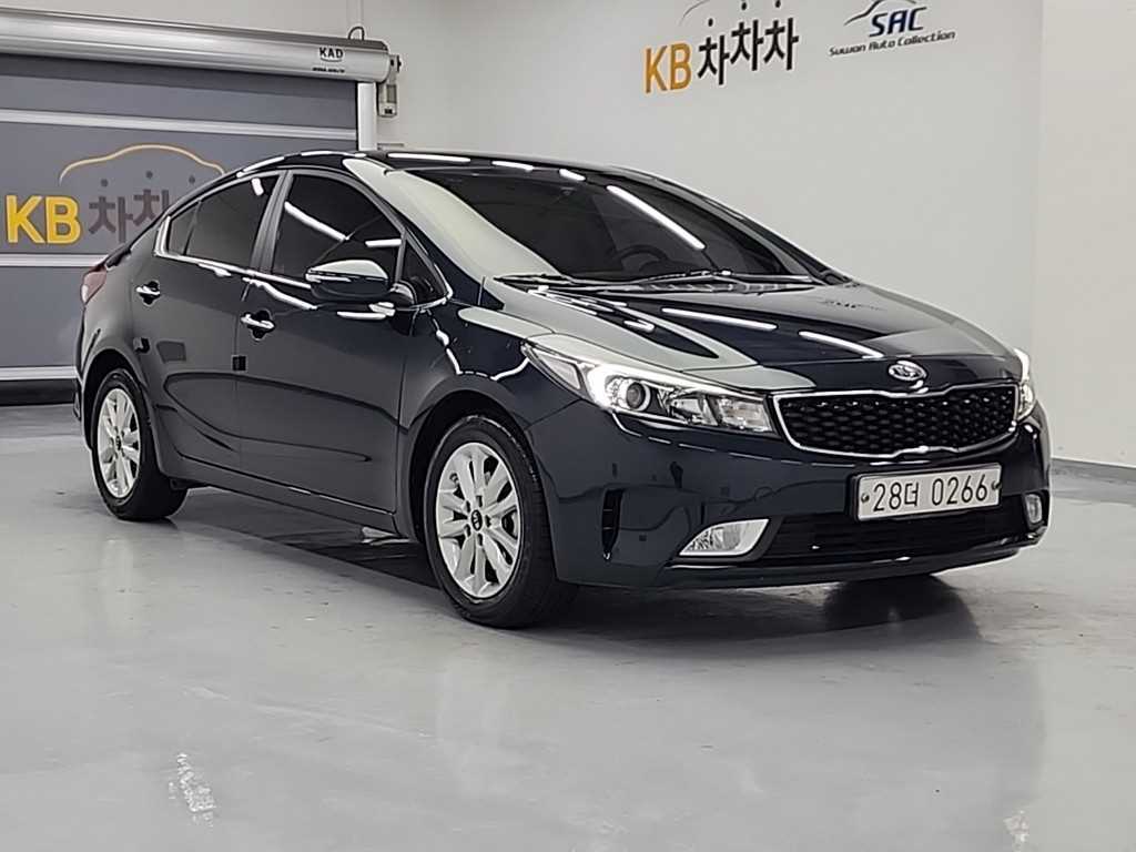 KIA K3 - Vista 4
