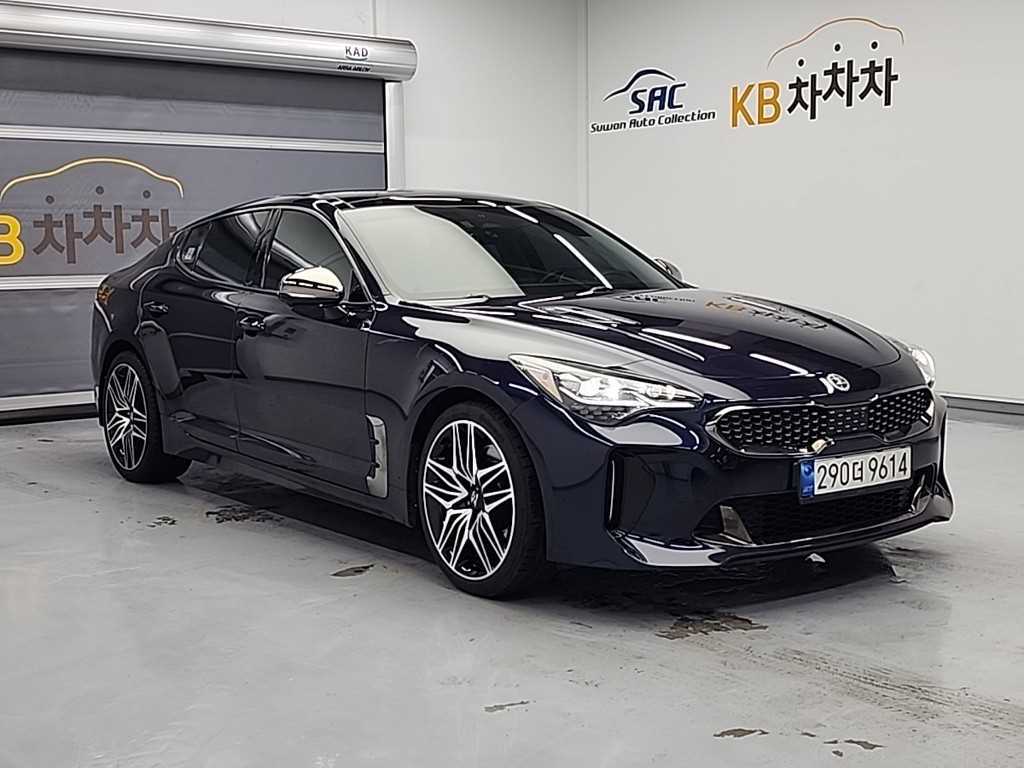 KIA Stinger - Vista 4