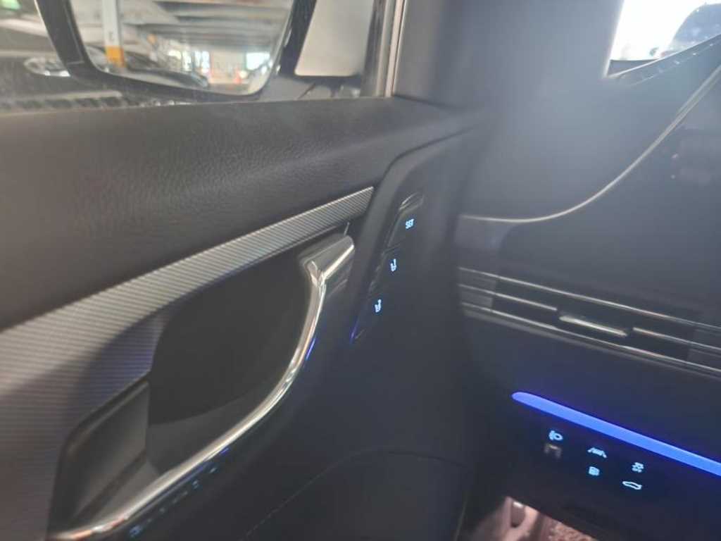 HYUNDAI Grandeur - Vista 10