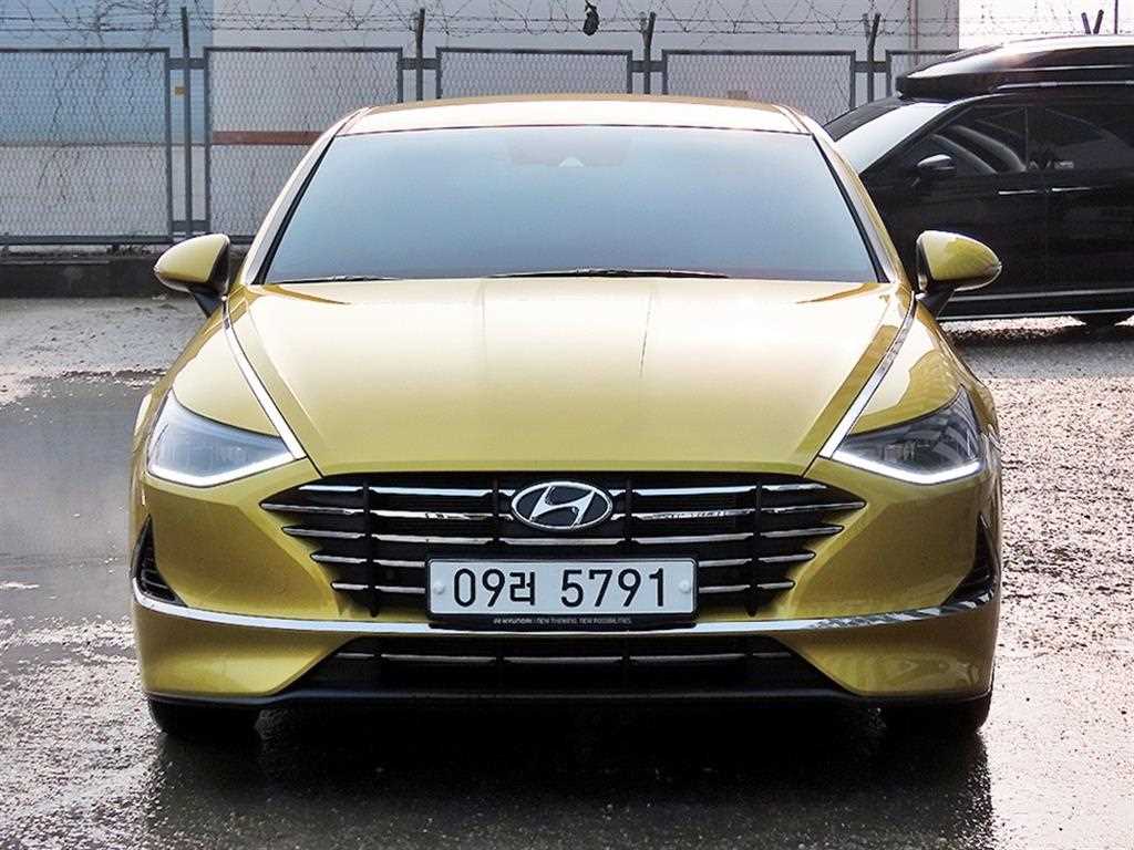 HYUNDAI Sonata 2020 Amarillo - Importación desde Corea - HF Imports Iquique - Foto 1