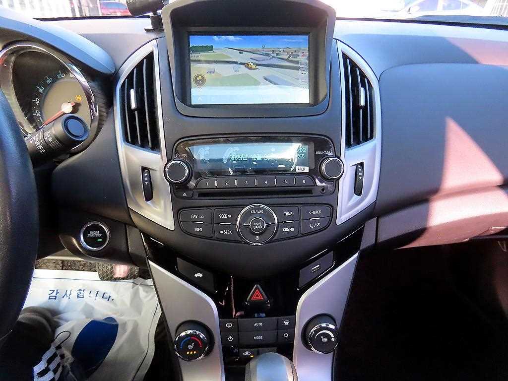 Chevrolet Cruise 2015 Blanco - Importación desde Corea - HF Imports Iquique - Foto 13