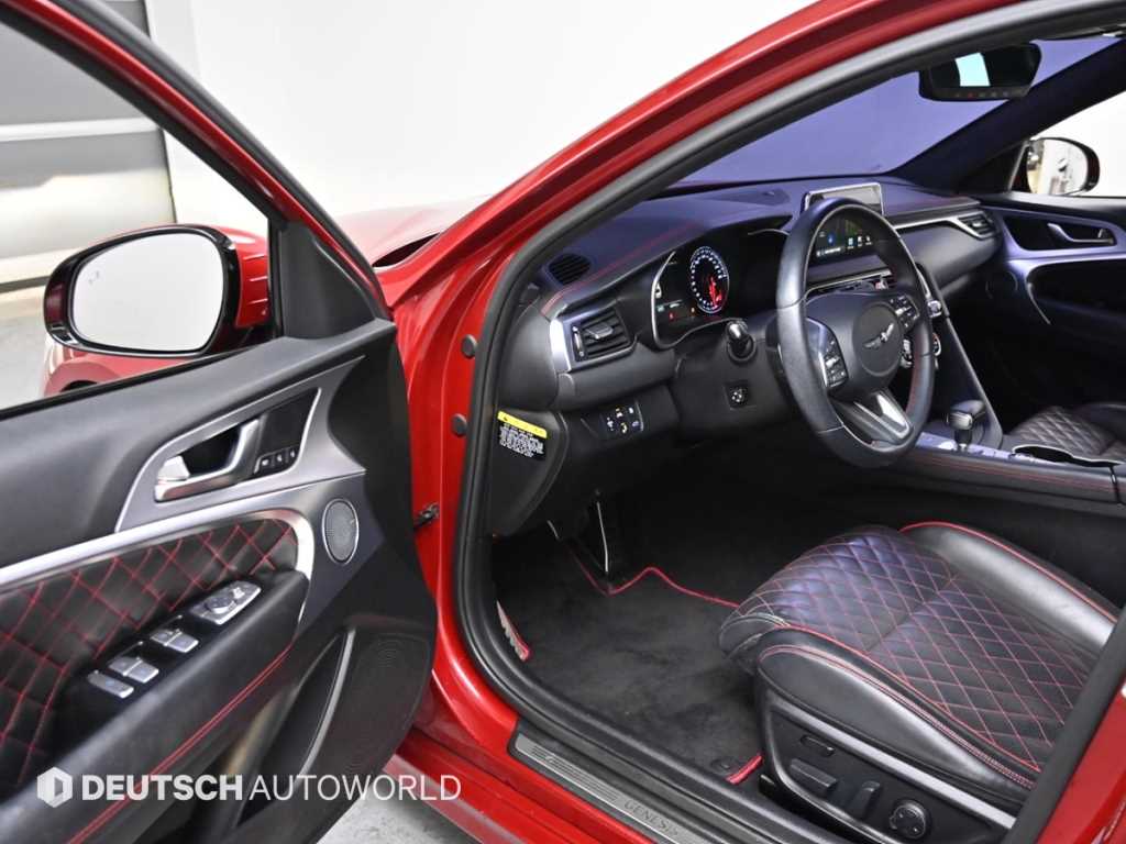 Genesis G70 - Vista 11