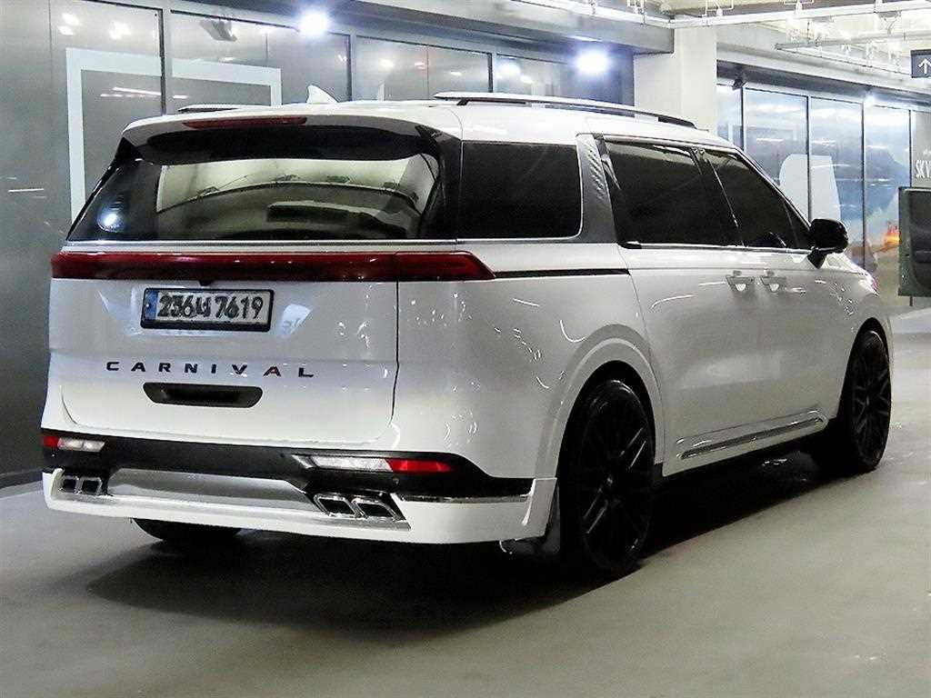 KIA Carnival - Vista 4