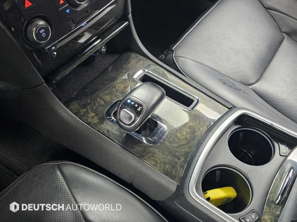 Chrysler 300C - Vista 9