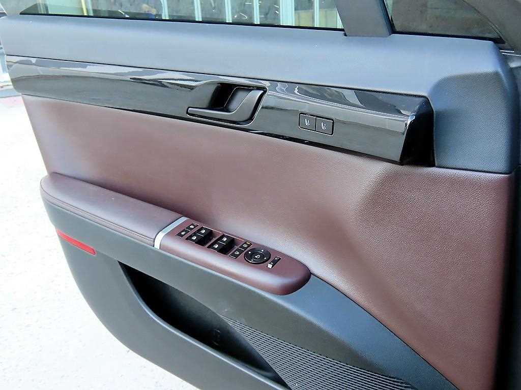 HYUNDAI Grandeur - Vista 11