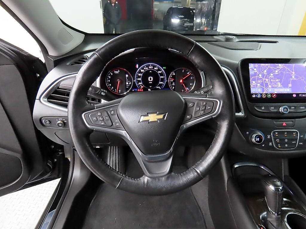 Chevrolet Malibu - Vista 9