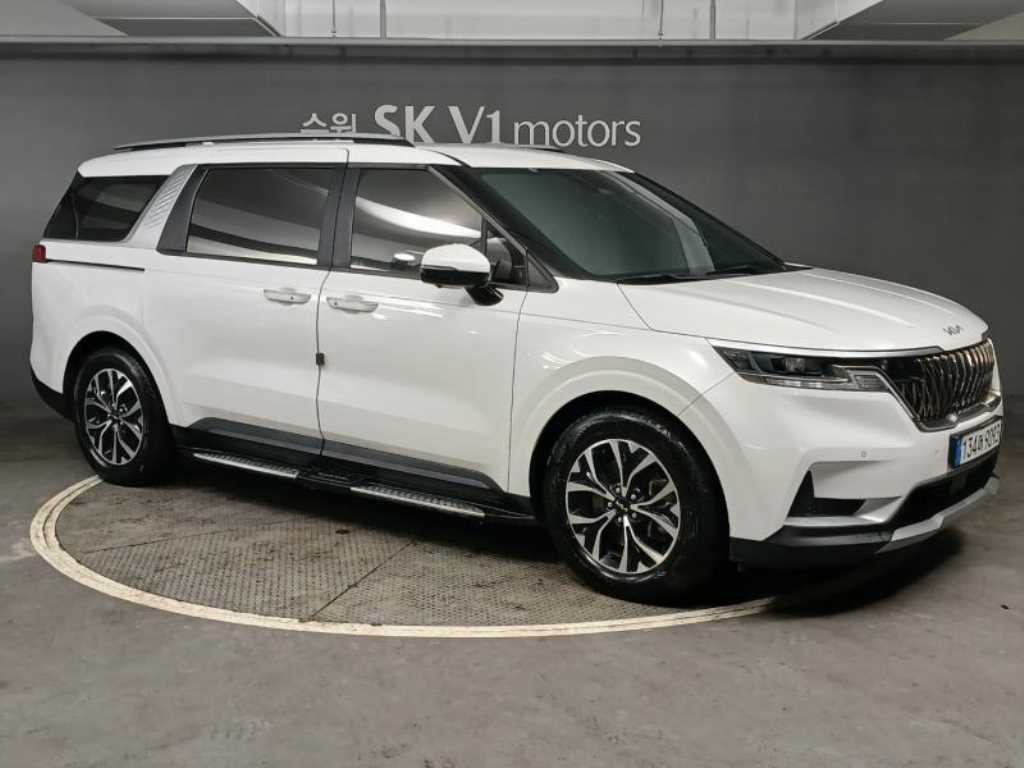 KIA Carnival - Vista 5