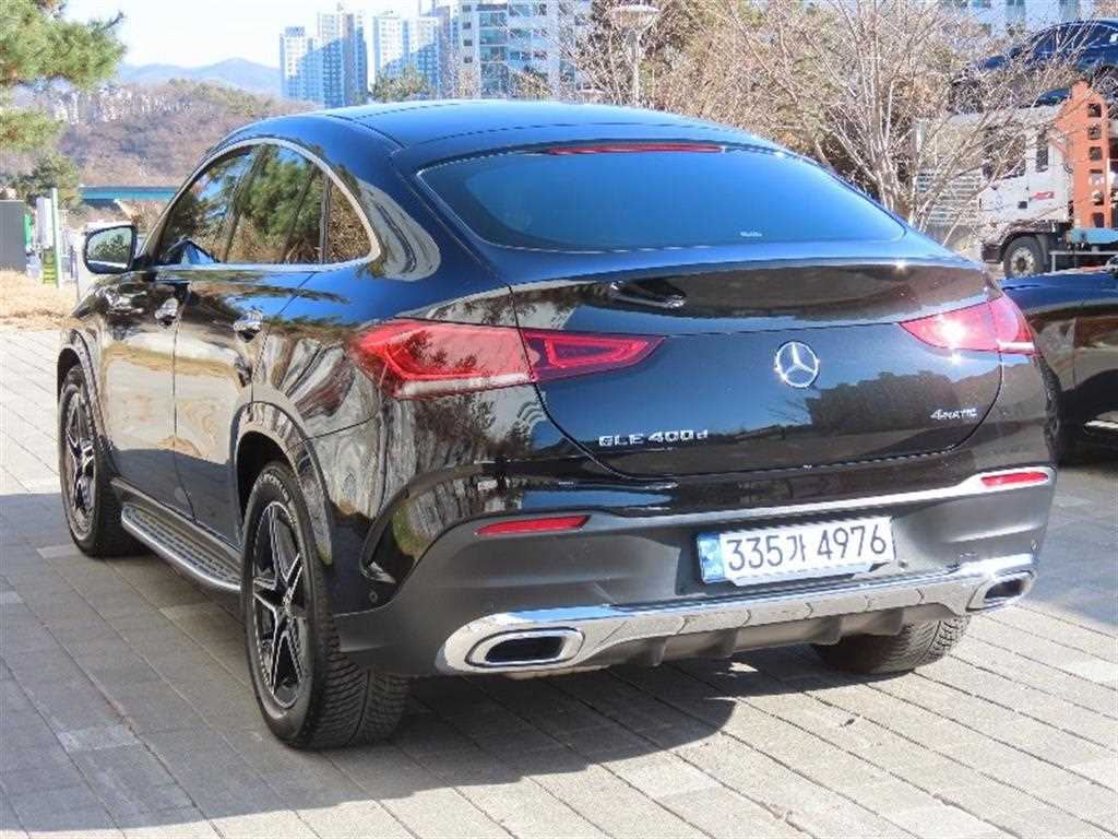 Mercedes Benz GLE Class - Vista 4