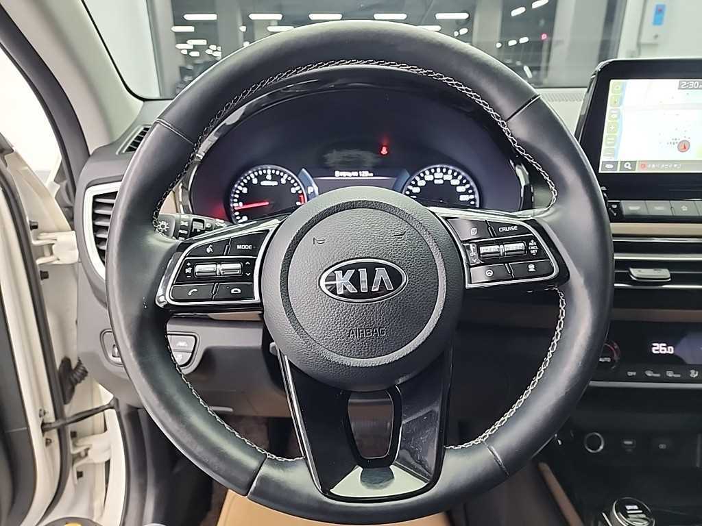 KIA Seltos - Vista 9