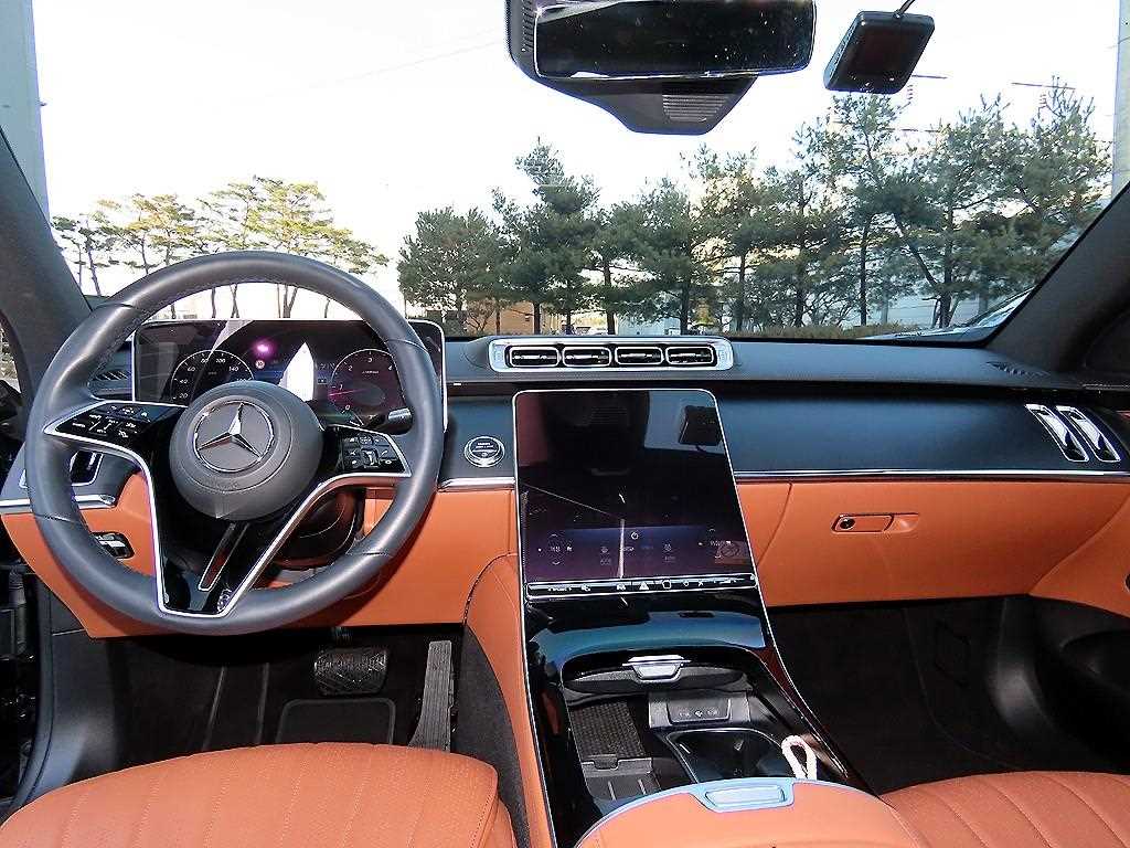 Mercedes Benz S Class - Vista 7