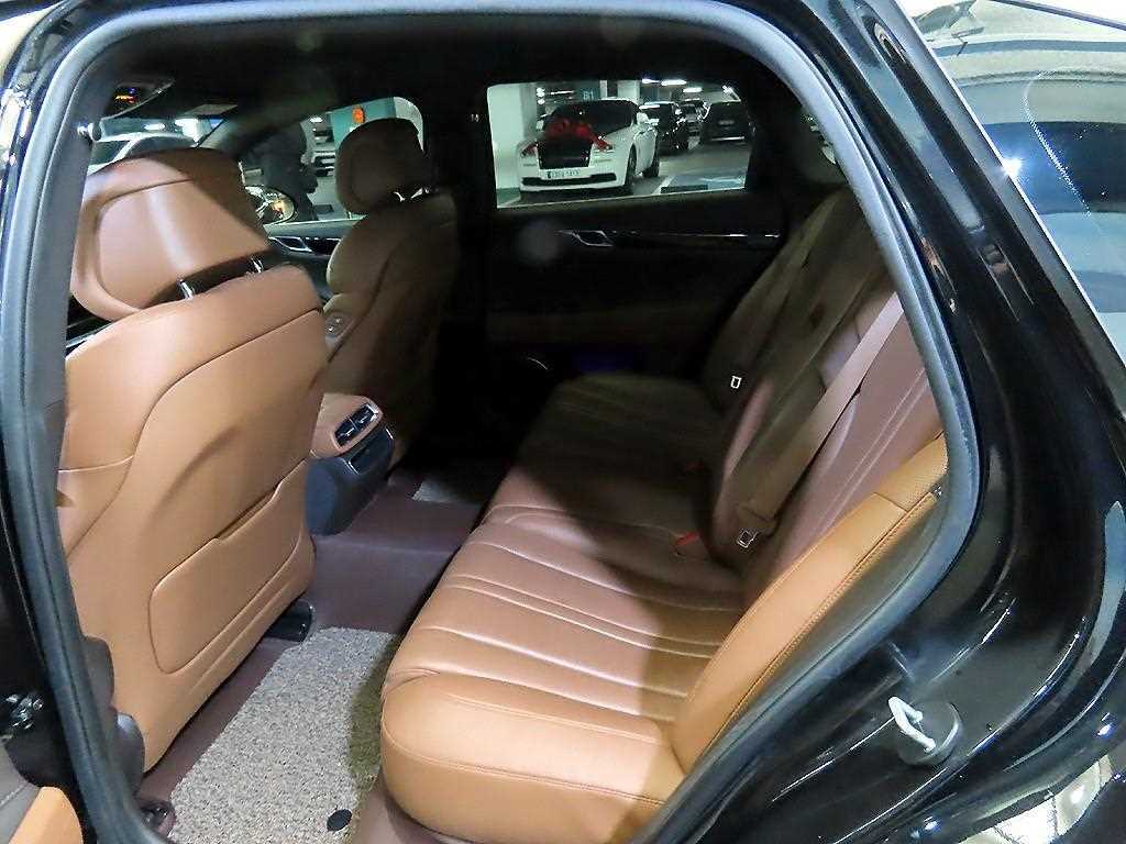 Genesis G80 - Vista 7