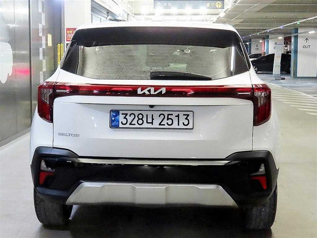KIA Seltos - Vista 5