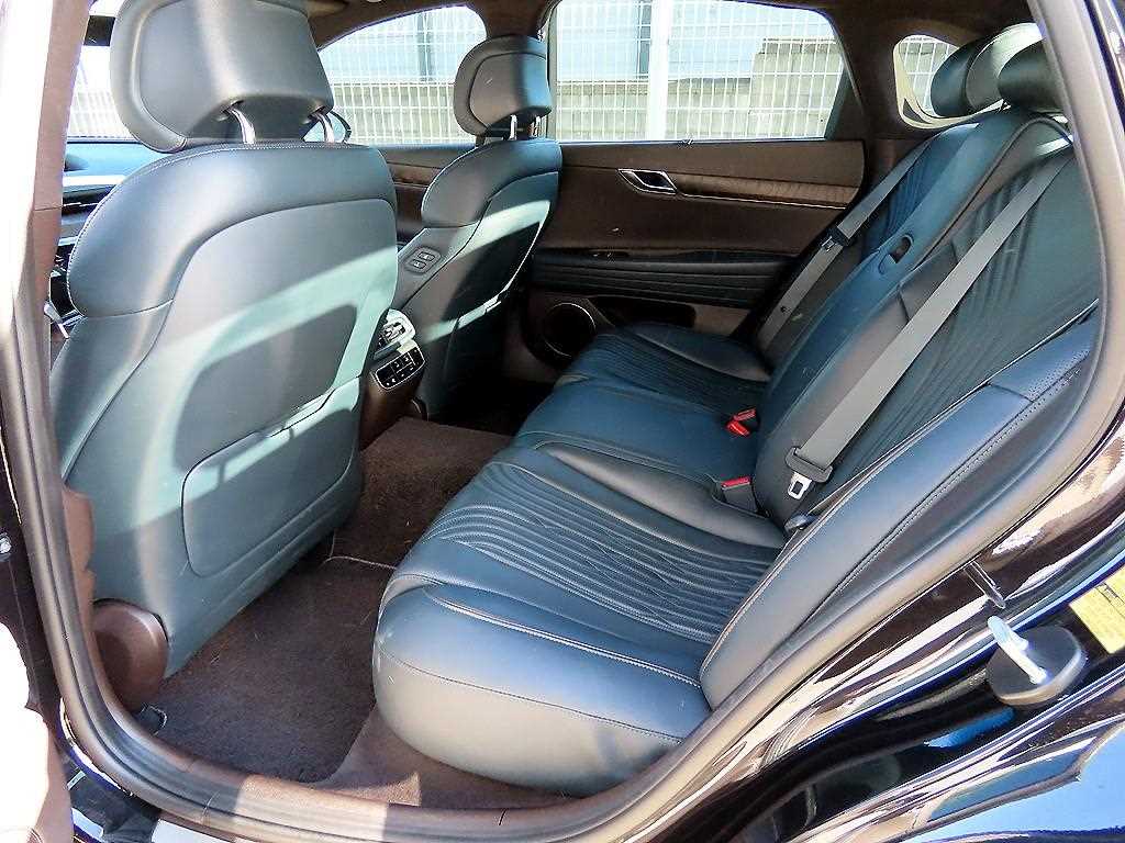 Genesis G80 - Vista 6