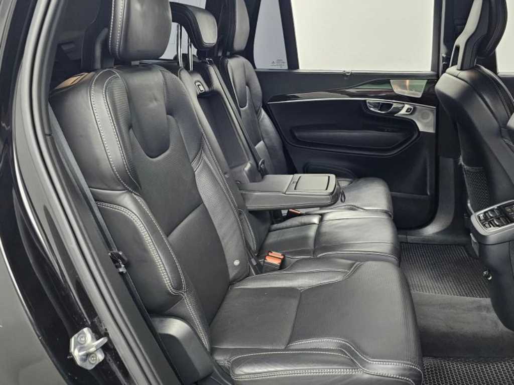 Volvo XC90 - Vista 12