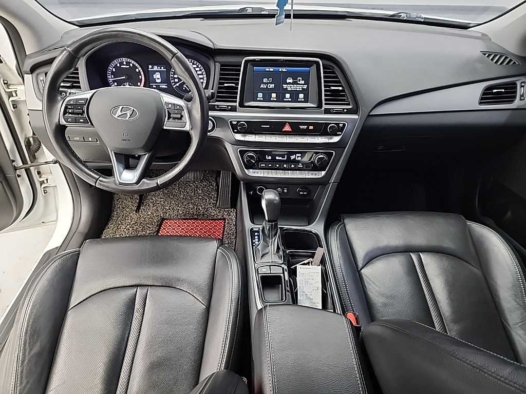 HYUNDAI Sonata - Vista 7