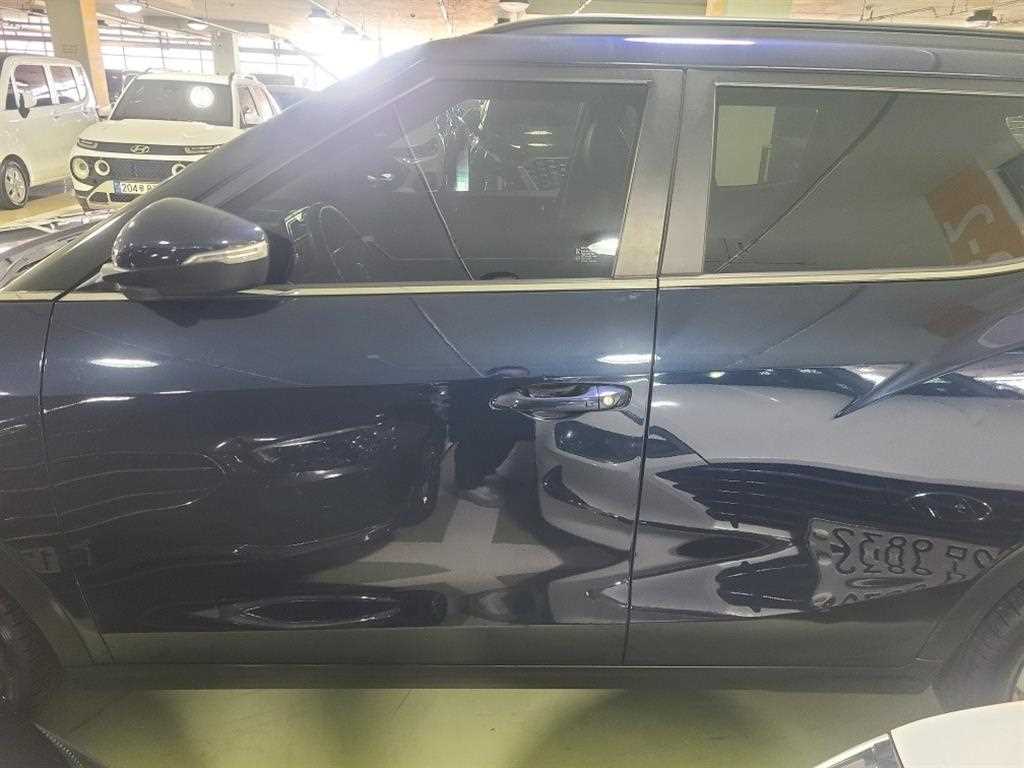 Ssangyong Tivoli - Vista 4