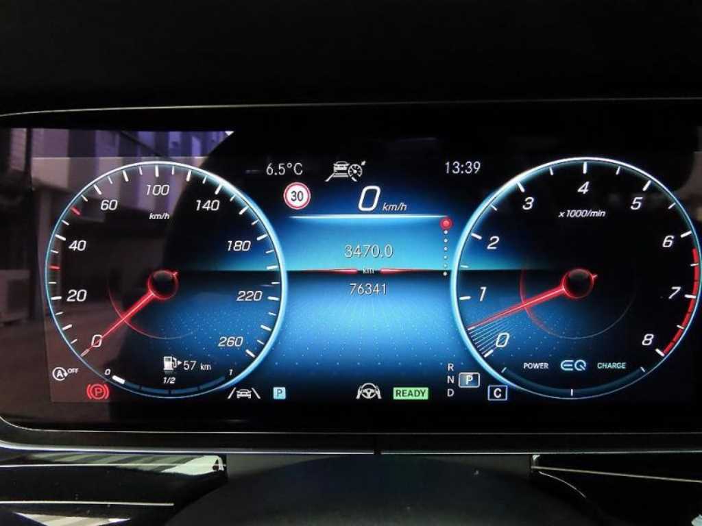 Mercedes Benz E class - Vista 9