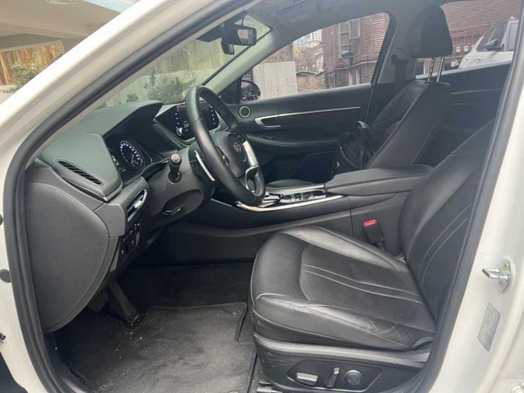 HYUNDAI Sonata - Vista 5