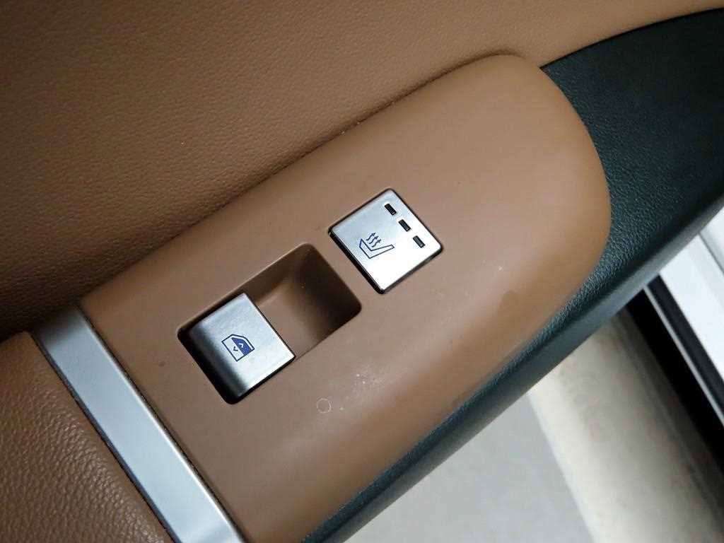 HYUNDAI Grandeur 2024 Blanco - Importación desde Corea - HF Imports Iquique - Foto 16