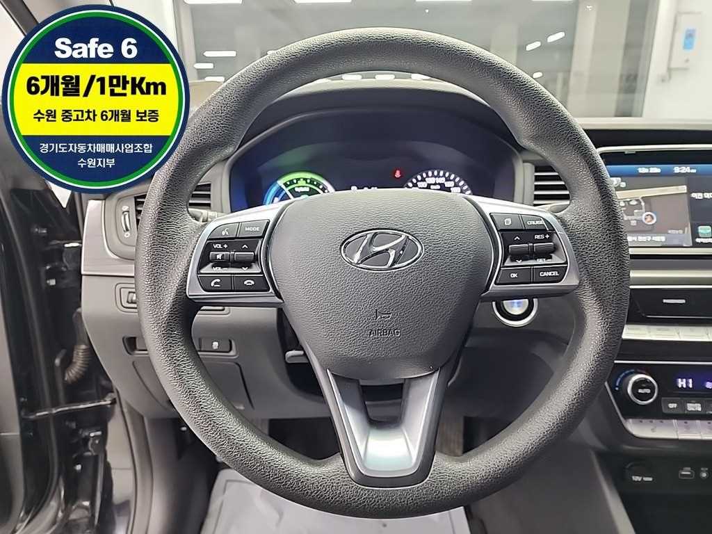 HYUNDAI Sonata - Vista 9