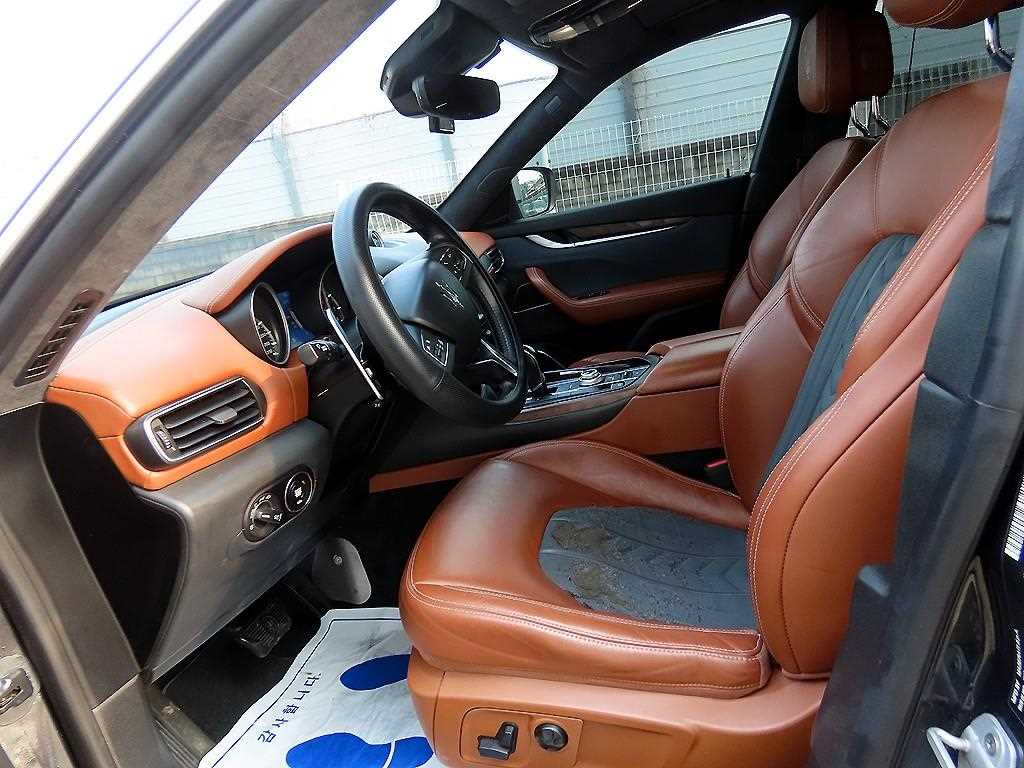 Maserati Levante - Vista 5