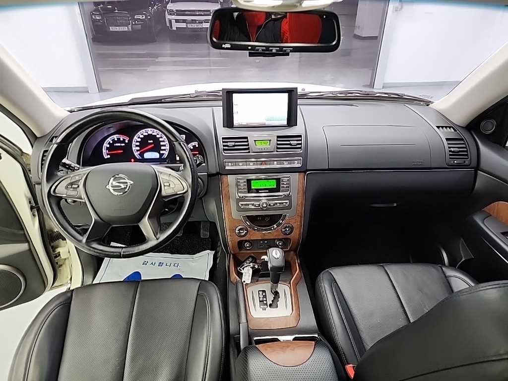 Ssangyong Rexton - Vista 7