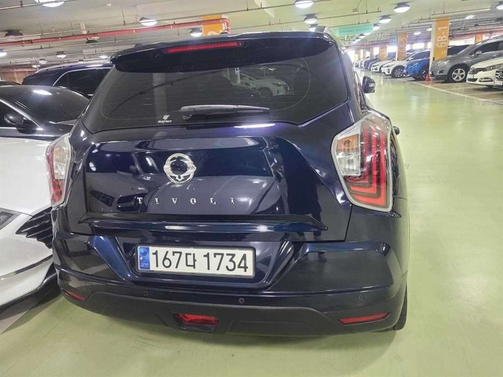 Ssangyong Tivoli - Vista 2