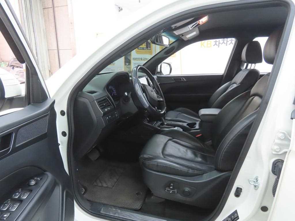 Ssangyong Rexton - Vista 5