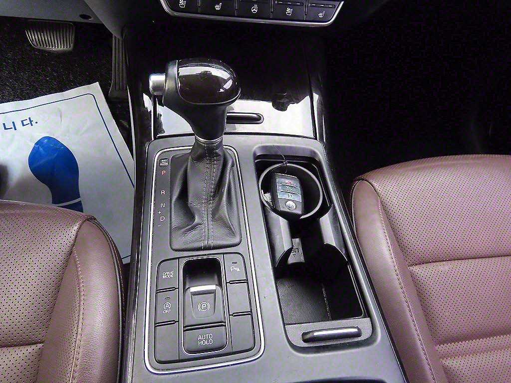 KIA Sorento - Vista 10