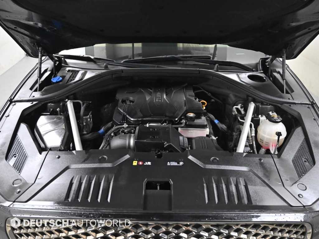 Genesis GV70 - Vista 6