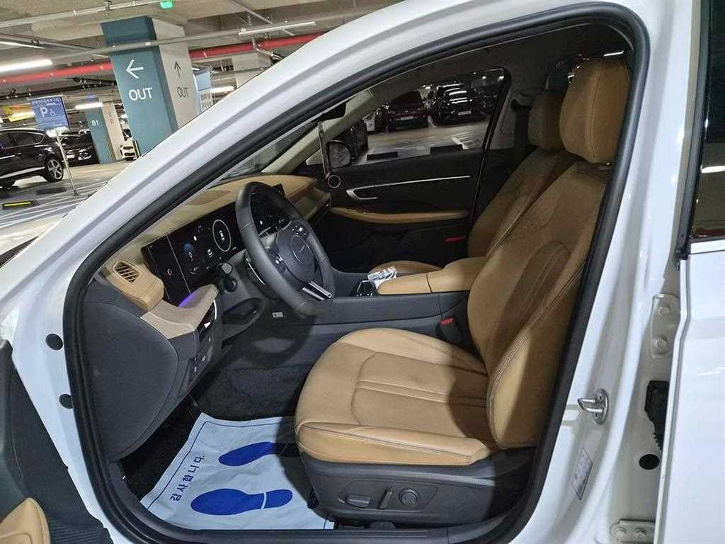 HYUNDAI Sonata - Vista 6