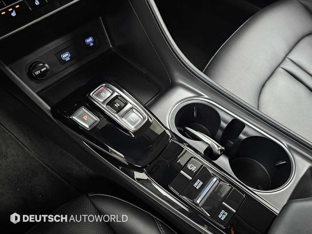 HYUNDAI Sonata - Vista 9