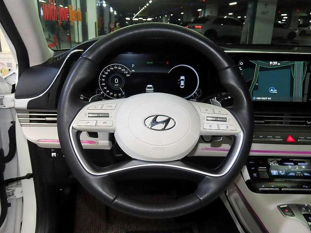 HYUNDAI Grandeur - Vista 8