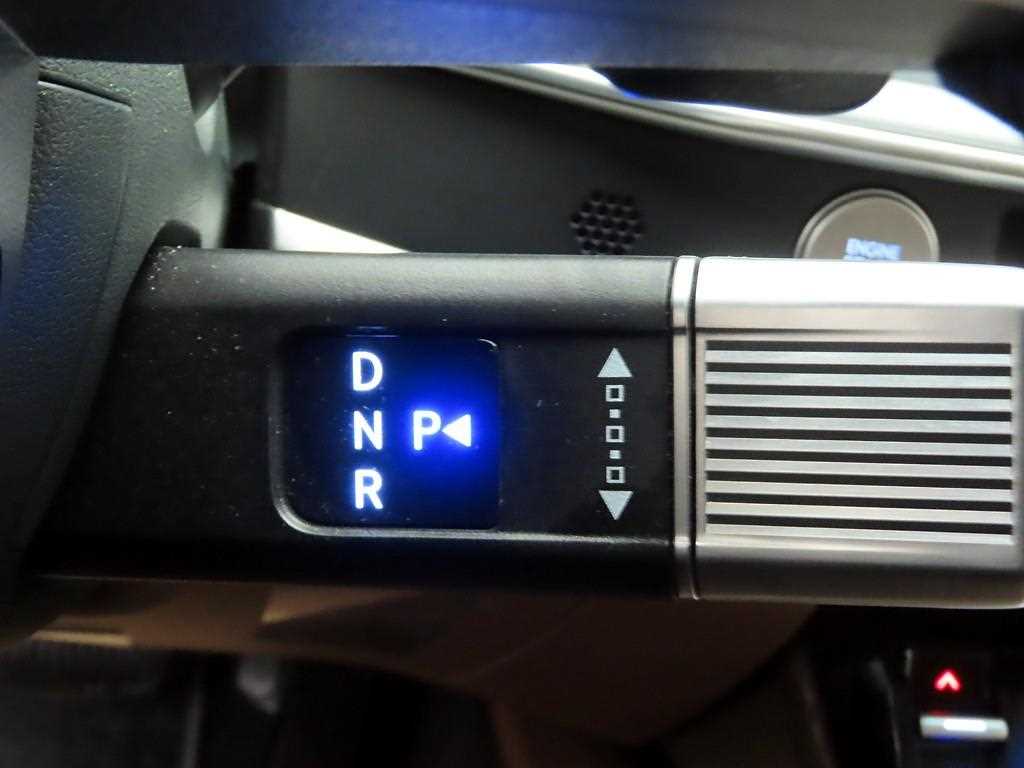 HYUNDAI Grandeur - Vista 11