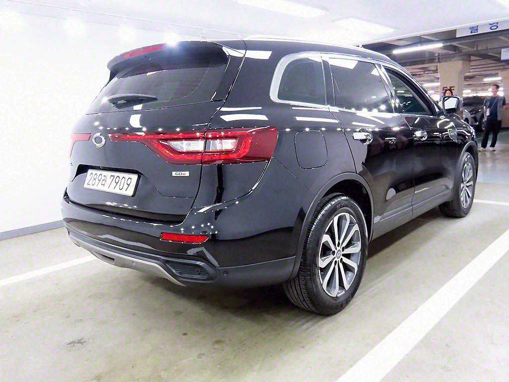 SAMSUNG QM6 - Vista 4