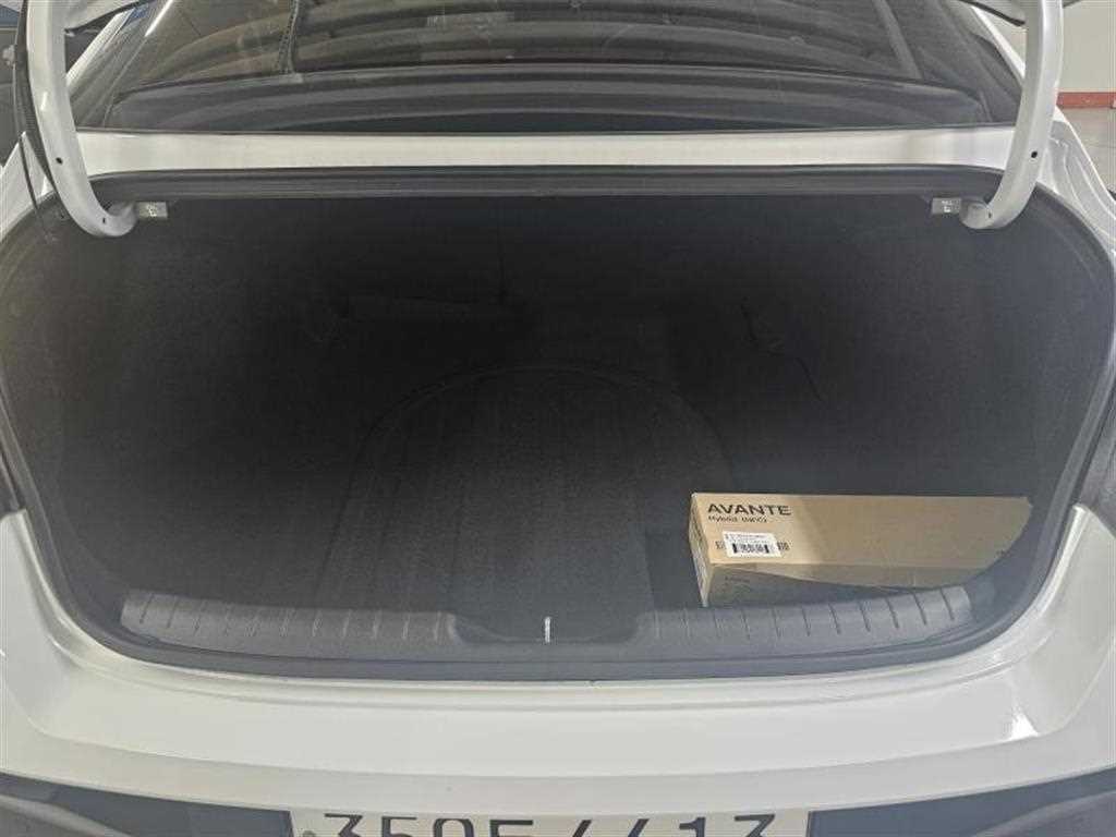 HYUNDAI Avante 2024 Blanco - Importación desde Corea - HF Imports Iquique - Foto 19