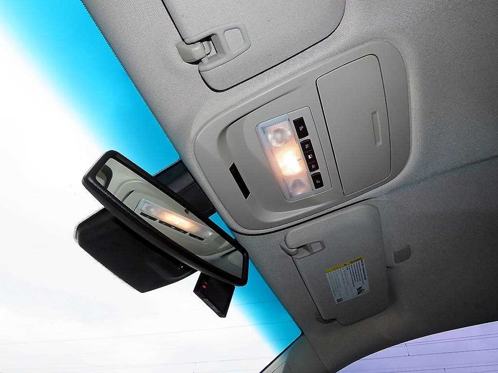 Chevrolet ?Colorado 2020 Blanco - Importación desde Corea - HF Imports Iquique - Foto 15