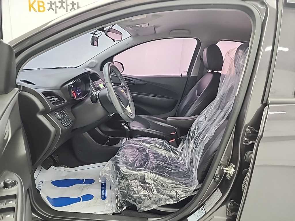 Chevrolet Spark - Vista 11