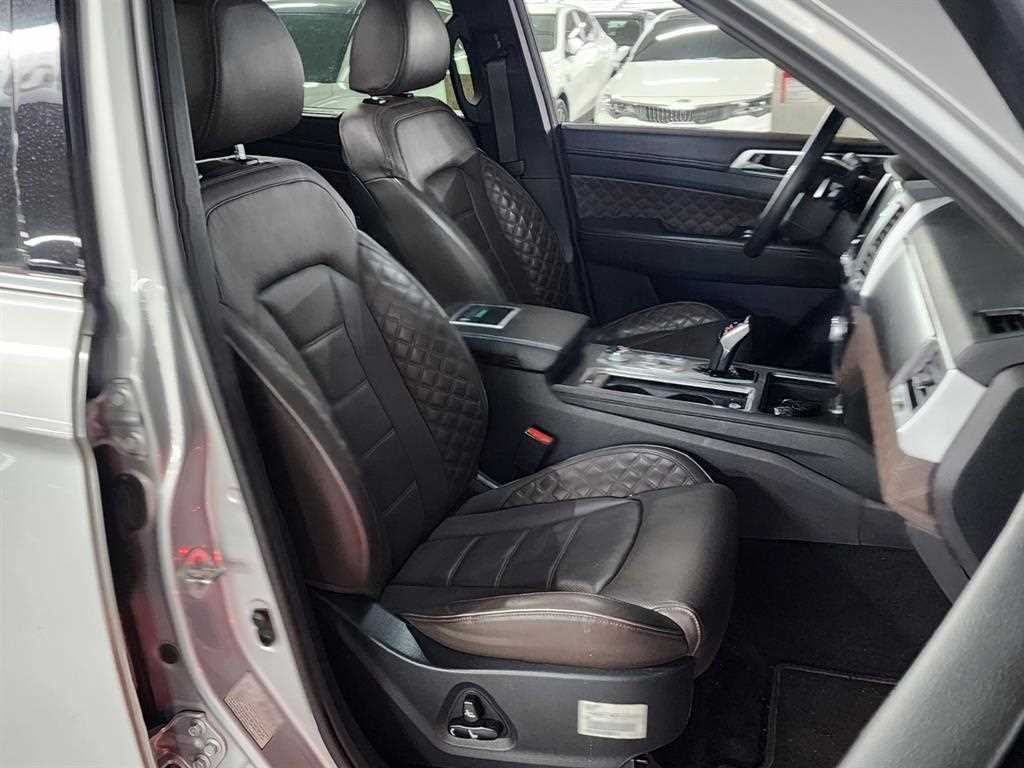 Ssangyong Rexton 2021 Plateado - Importación desde Corea - HF Imports Iquique - Foto 18