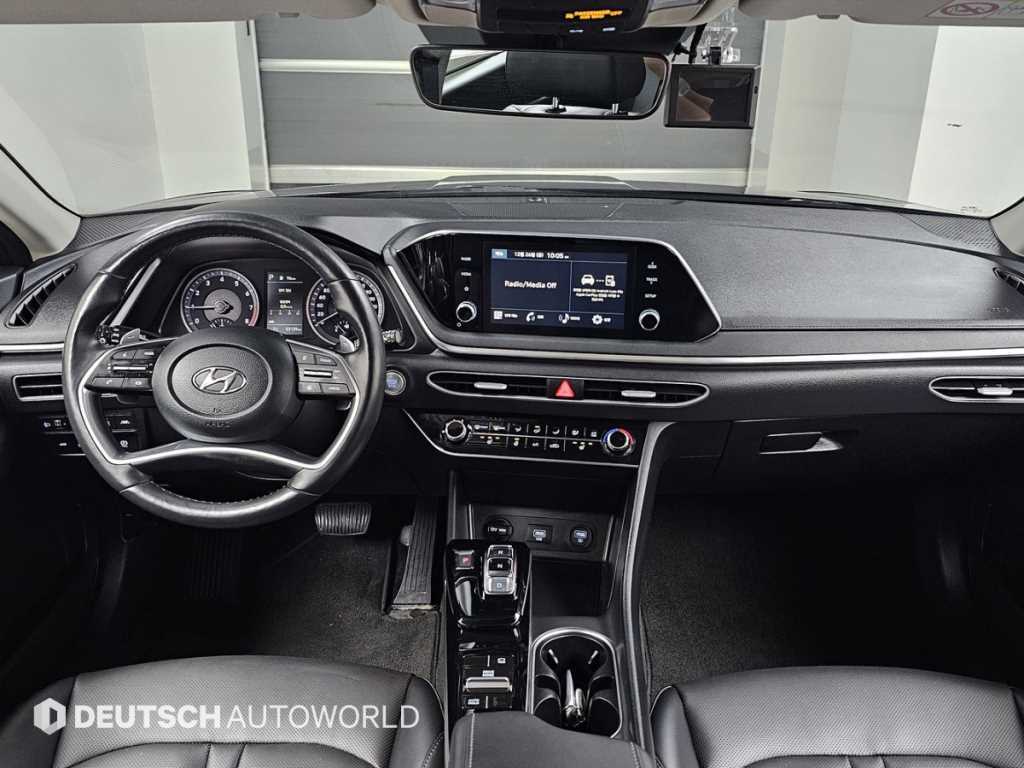 HYUNDAI Sonata - Vista 7