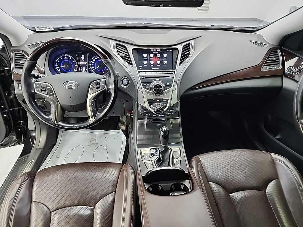HYUNDAI Grandeur - Vista 7