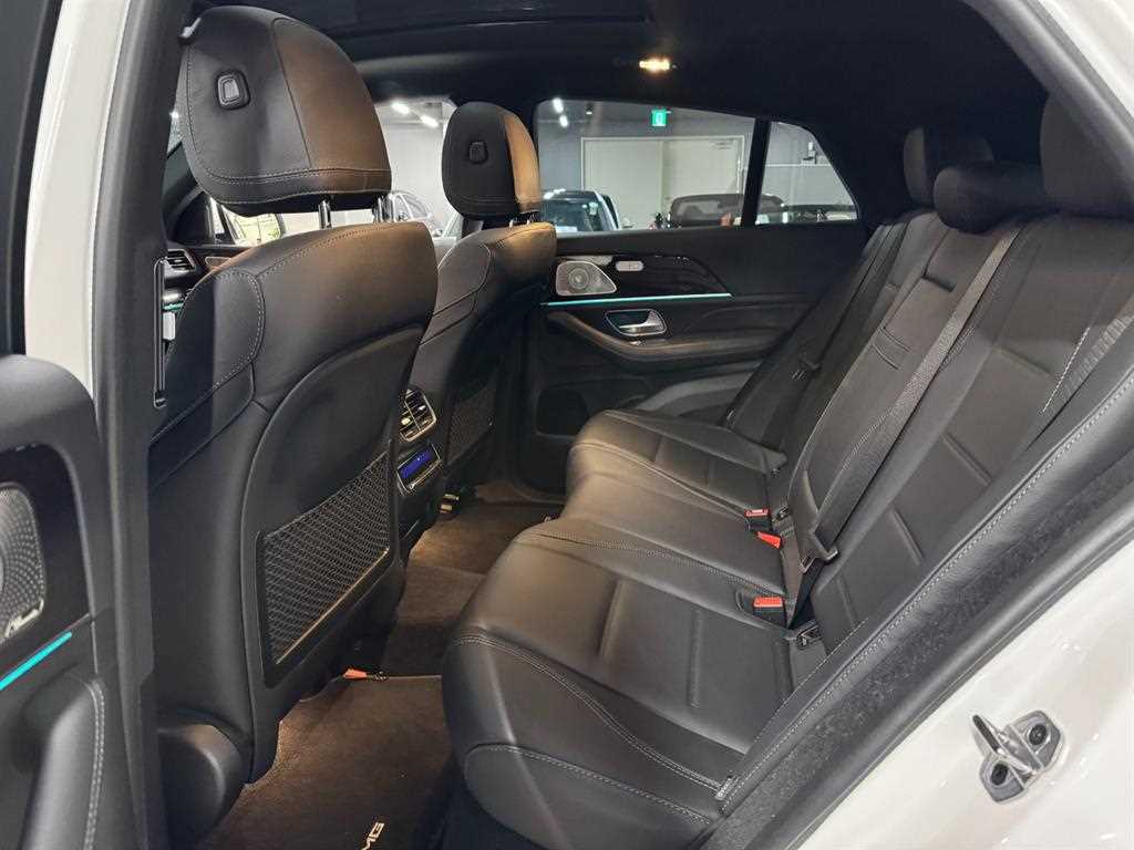 Mercedes Benz GLE Class - Vista 12