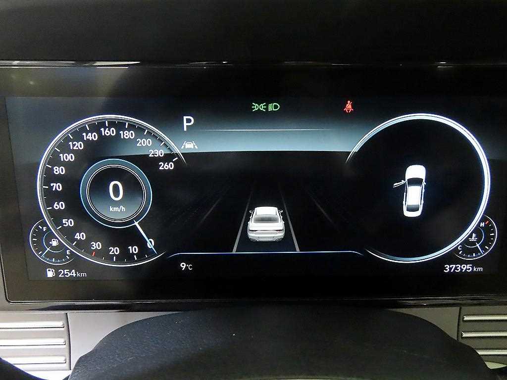 HYUNDAI Grandeur - Vista 9