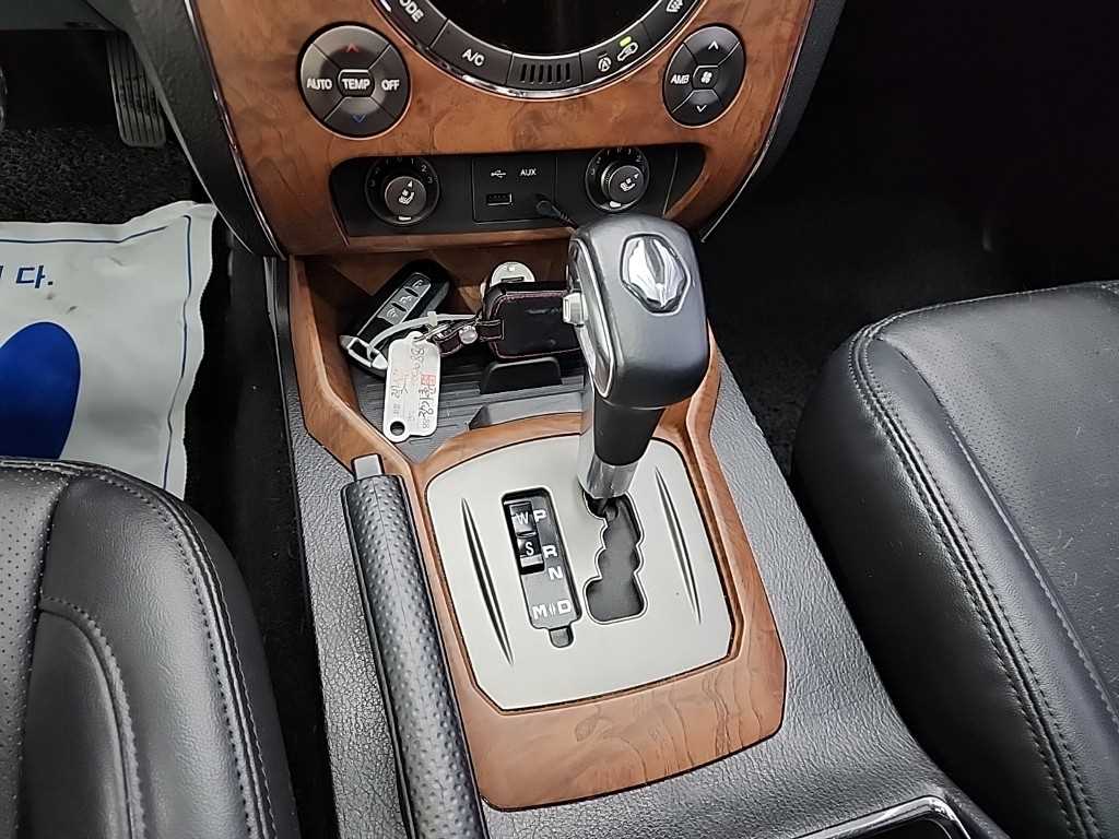 Ssangyong Rexton - Vista 8