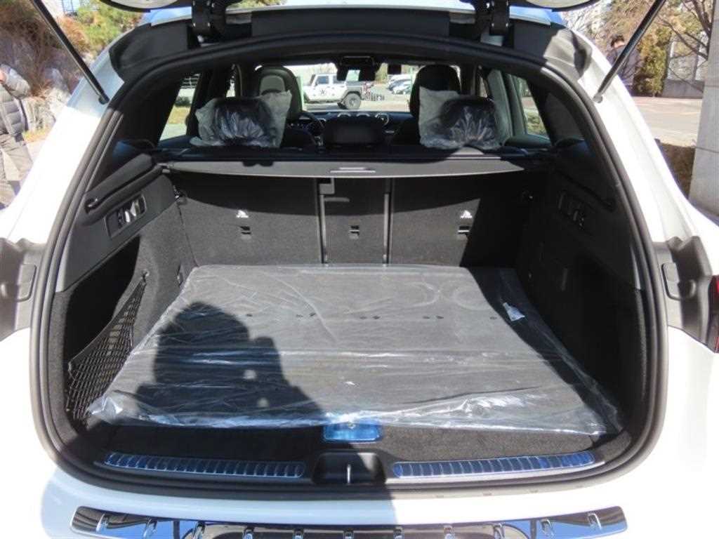 Mercedes Benz GLC Class 2025 Blanco - Importación desde Corea - HF Imports Iquique - Foto 18