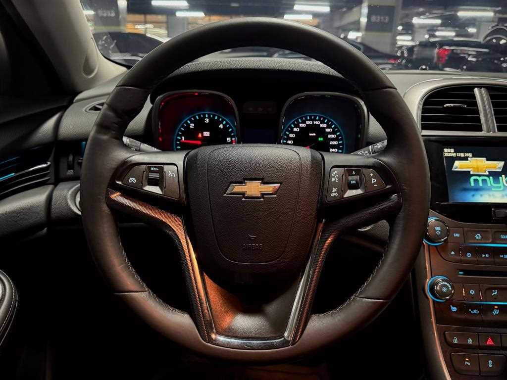 Chevrolet Malibu 2015 Blanco - Importación desde Corea - HF Imports Iquique - Foto 13